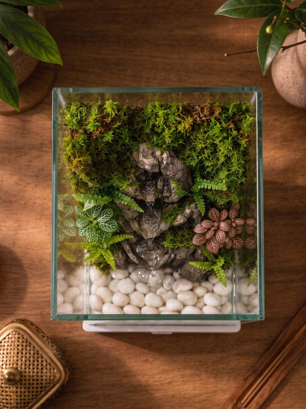 Mini Waterfall Terrarium Lamp